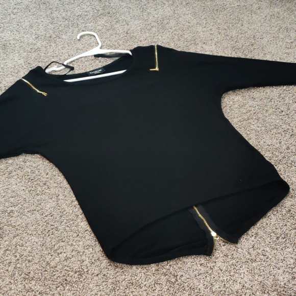 Bebe Blouse - Picture 2 of 12